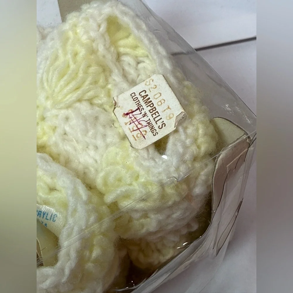 Vintage Baby Booties Yellow Crochet Campbell’s Clothes N Things NEW NOS